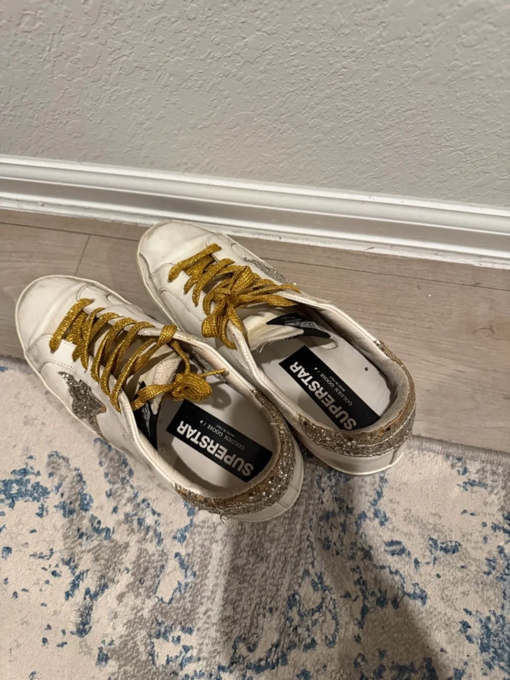 Golden Goose White Sneakers with Gold Star and Metallic Gold Laces - Picture 6 of 11